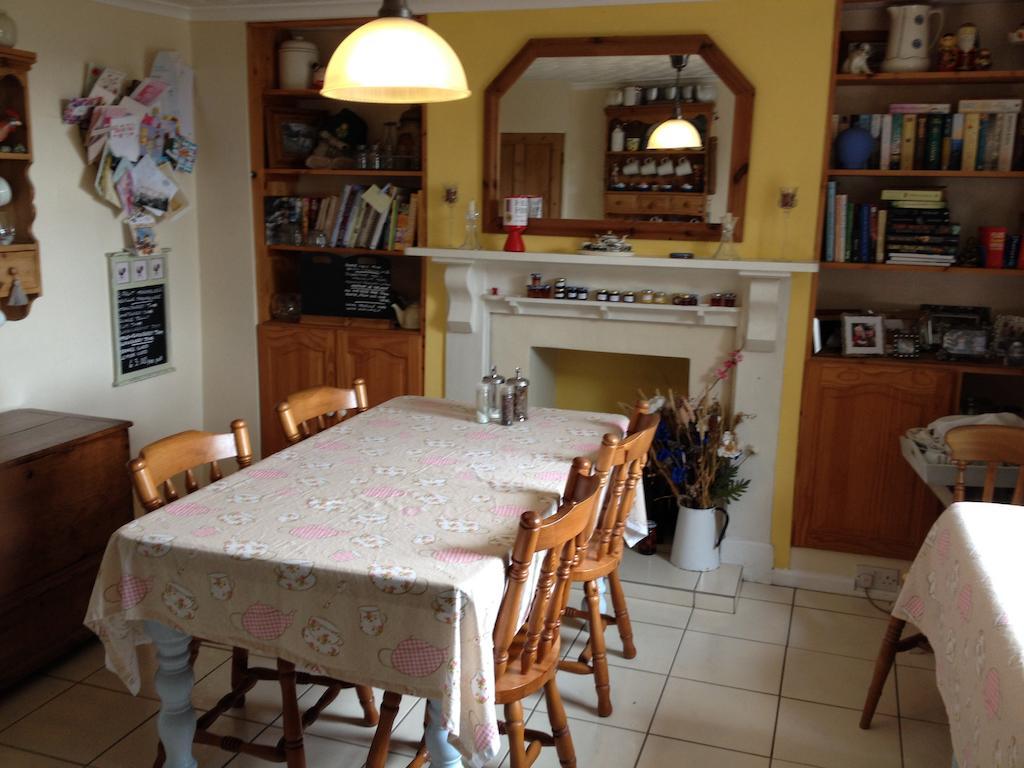 Vine Cottage Penpillick Bagian luar foto